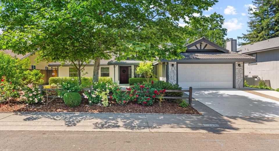 7433 Walnut Rd, Fair Oaks, CA 95628 Photo