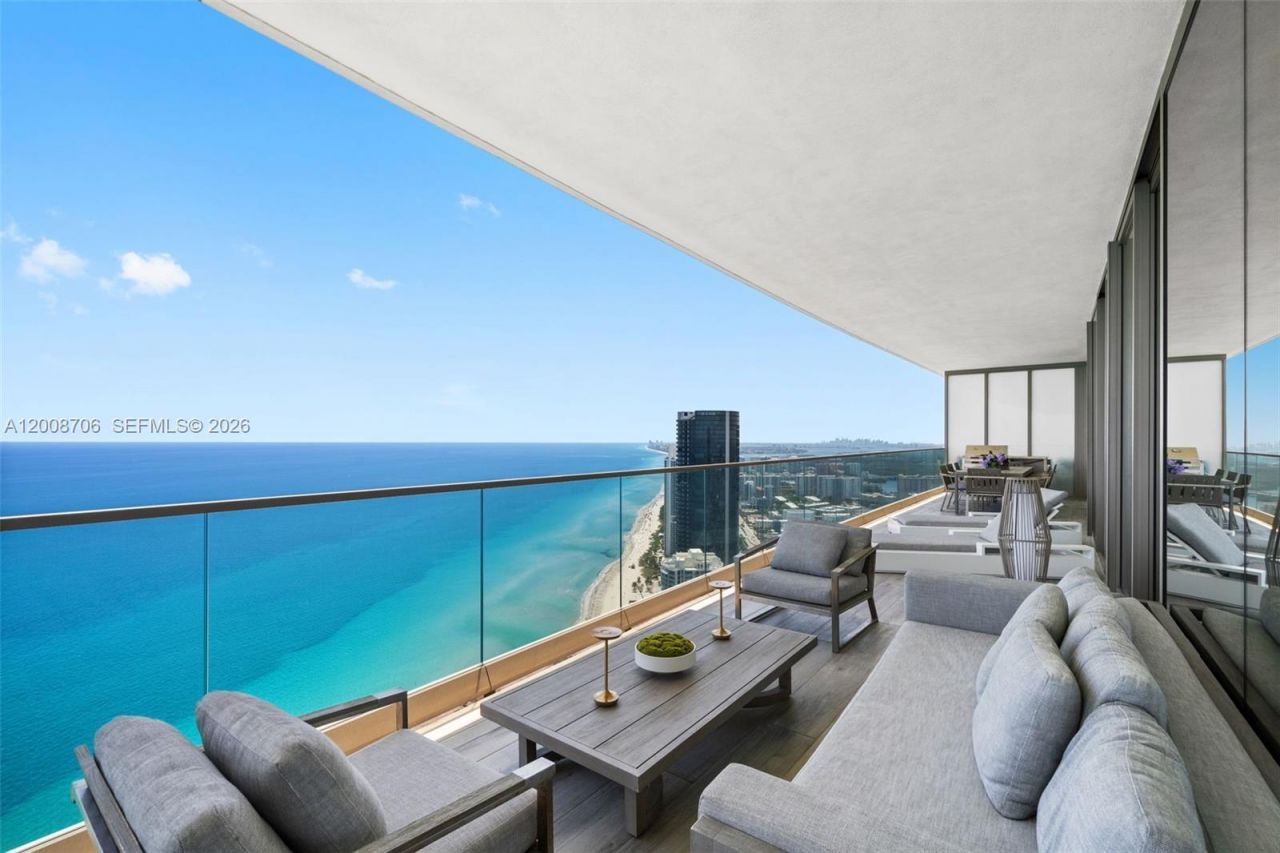 18975 Collins Ave, Unit 5200, Sunny Isles Beach, FL 33160 Photo