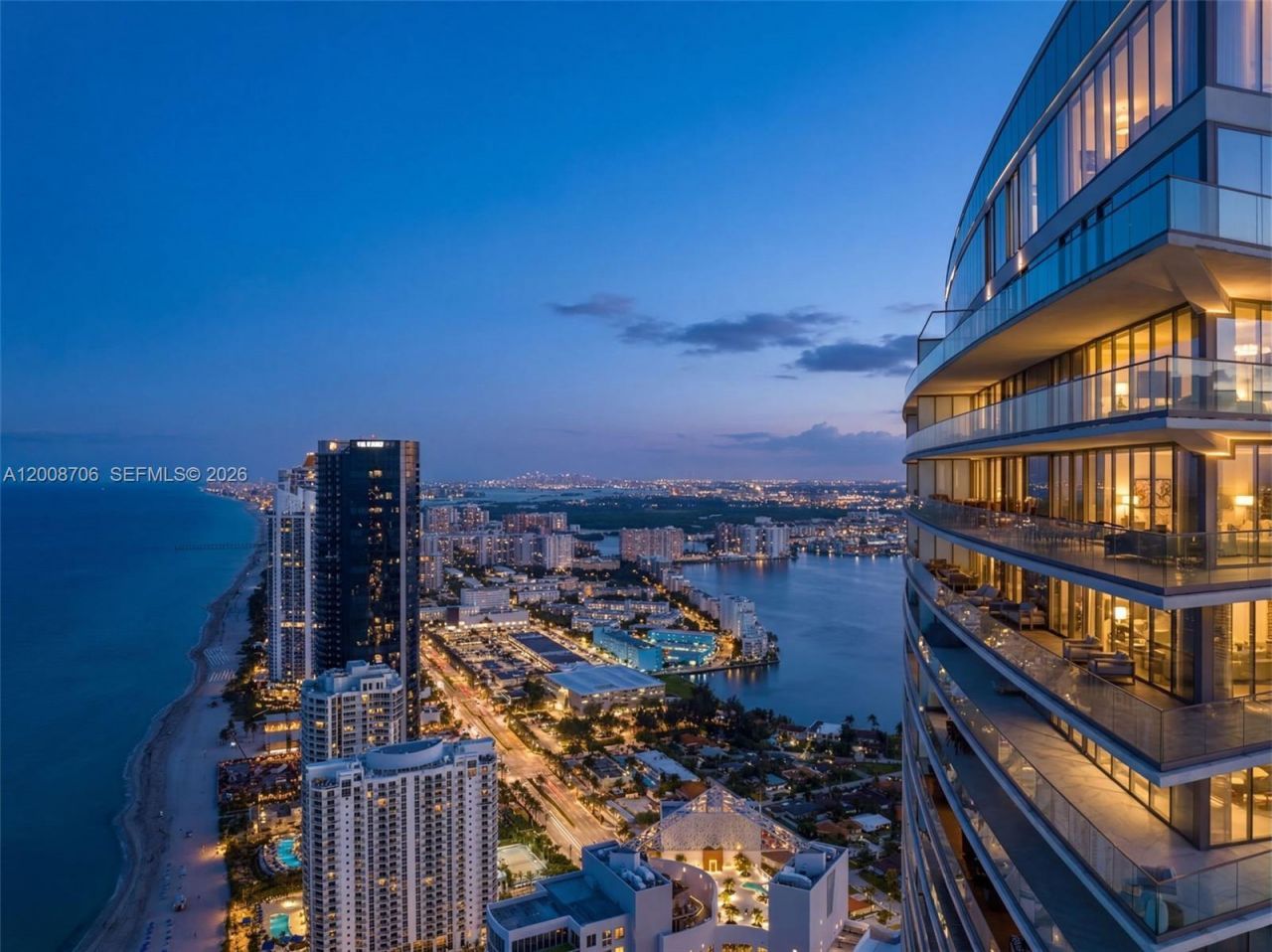 18975 Collins Ave, Unit 5200, Sunny Isles Beach, FL 33160 Photo