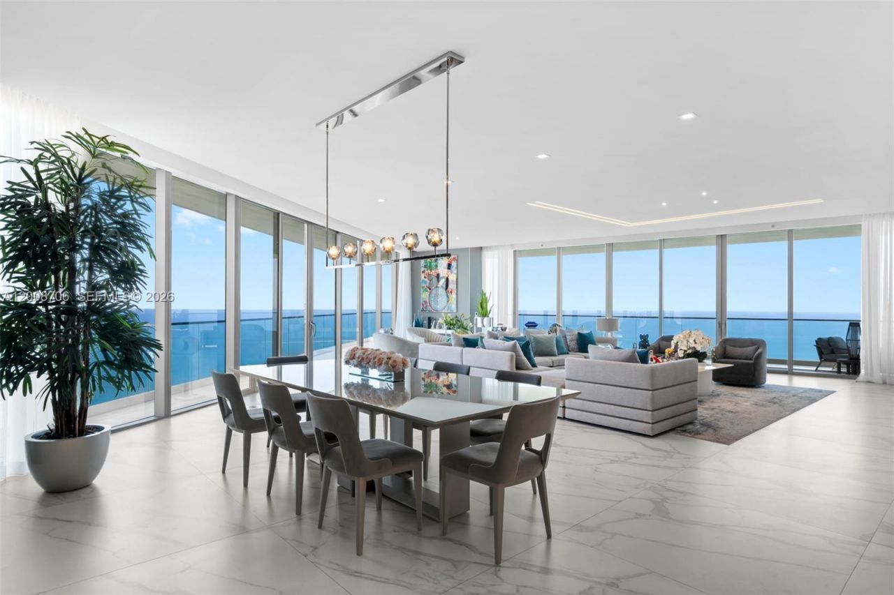 18975 Collins Ave, Unit 5200, Sunny Isles Beach, FL 33160 Photo