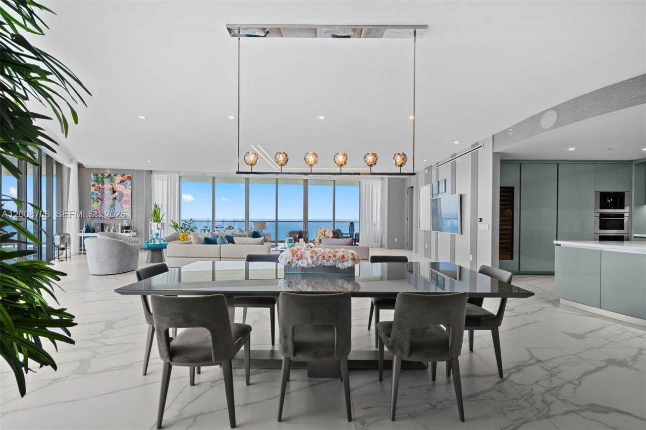 18975 Collins Ave, Unit 5200, Sunny Isles Beach, FL 33160 Photo