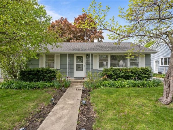 1042 Alfini Drive , Des Plaines, IL 60016