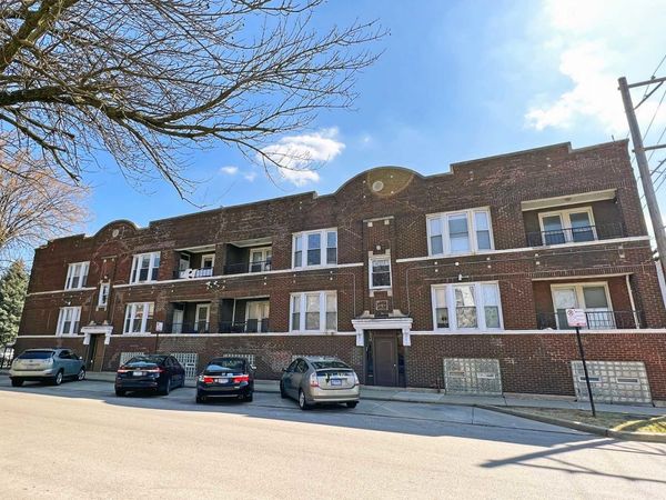 3901 W BELDEN Street , Chicago, IL 60647
