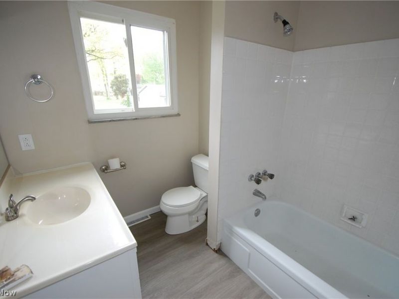 4155 Claridge Drive, Austintown, OH 44511 Photo 19