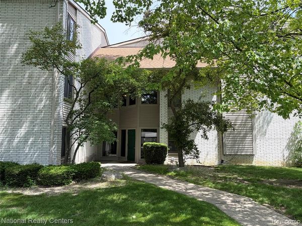31993 W 12 Mile Road, Farmington Hills, MI 48334