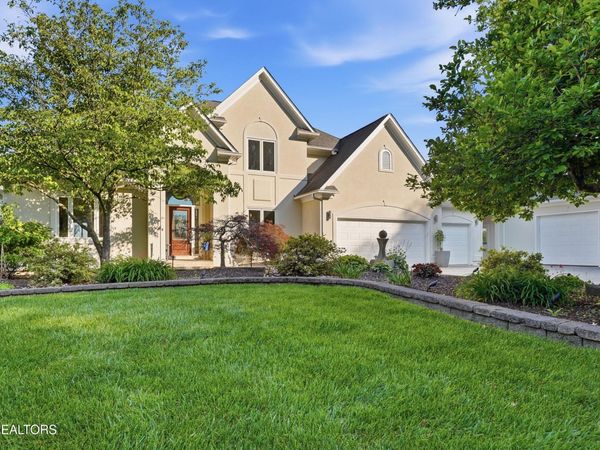 4246 Gravelly Hills Rd, Louisville, TN 37777