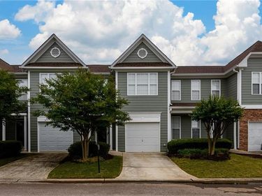 6334 Boat Shoal Lane, Flowery Branch, GA 30542