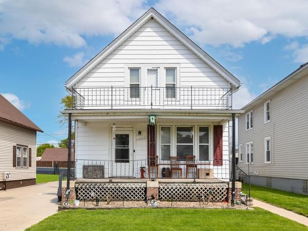 4223 21st AVENUE, Kenosha, WI 53140
