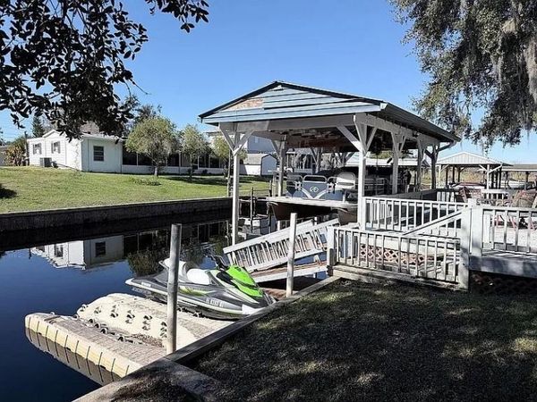 2086 STARBOARD DRIVE , GENEVA, FL 32732