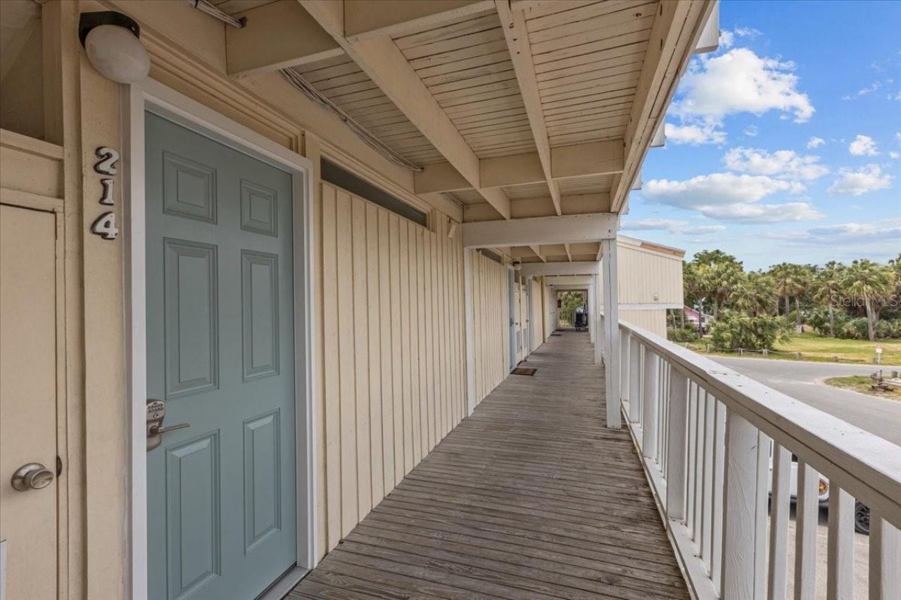 82 2nd Street, Unit D5, Cedar Key, FL 32625 Photo