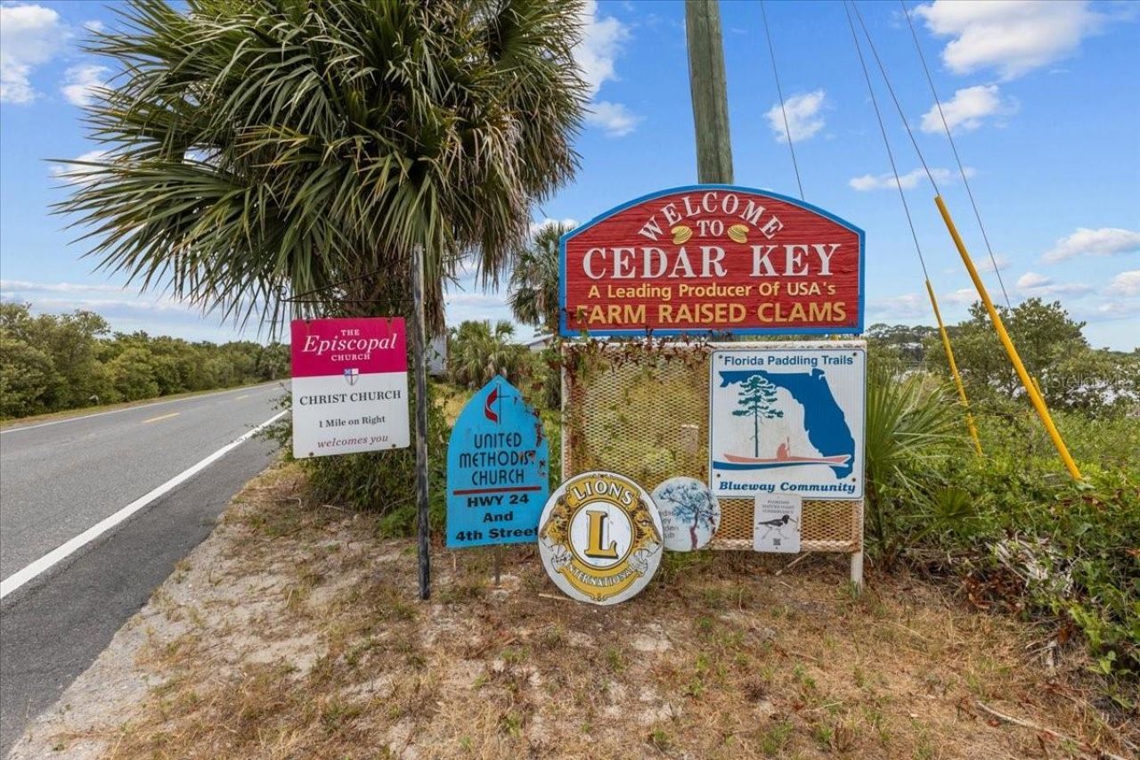 82 2nd Street, Unit D5, Cedar Key, FL 32625 Photo