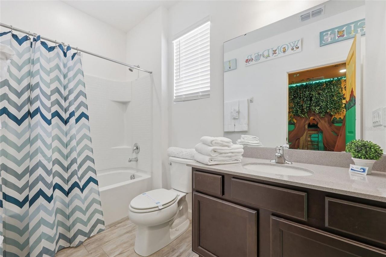 2437 Shanti Drive, Kissimmee, FL 34746 Photo