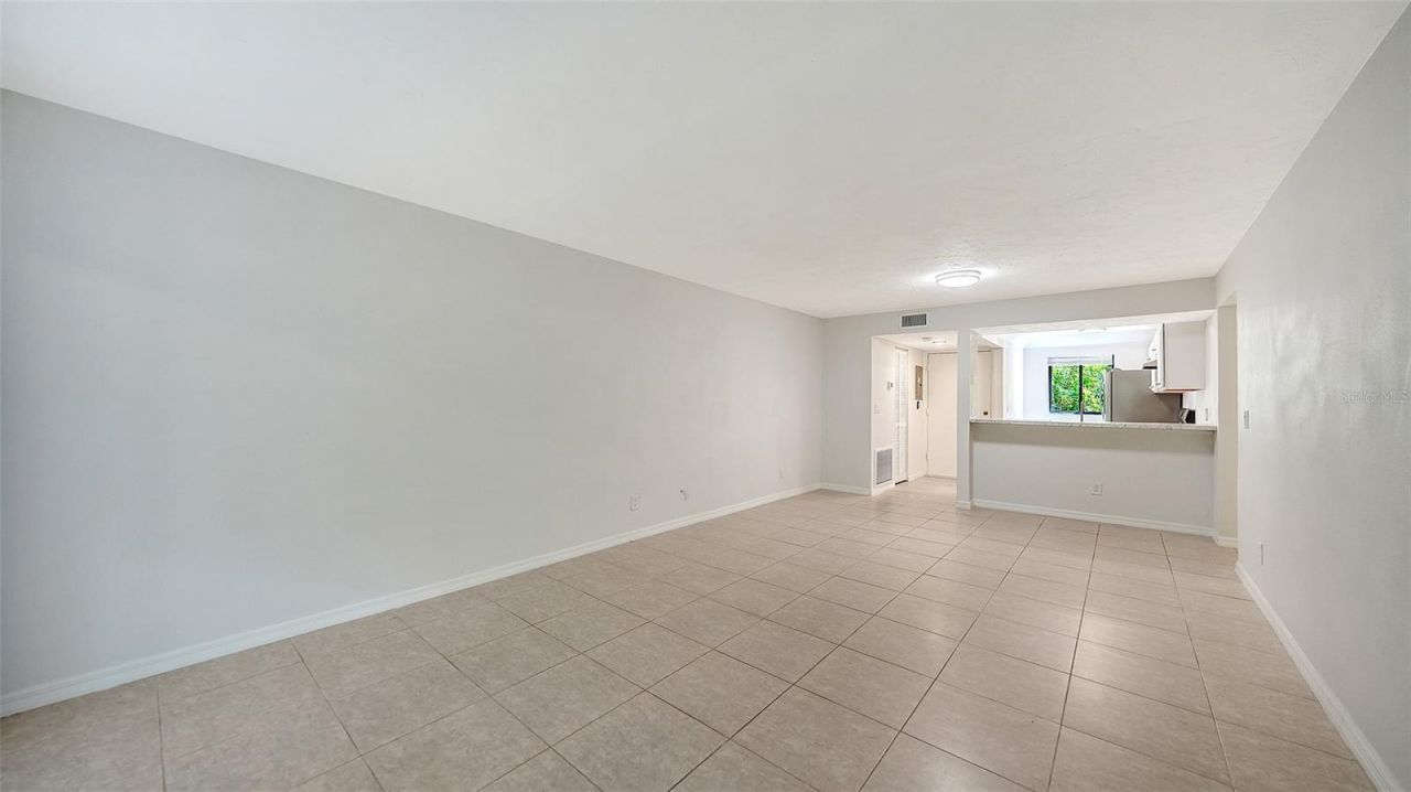 1720 Glenhouse Drive, Unit 326, Sarasota, FL 34231 Photo