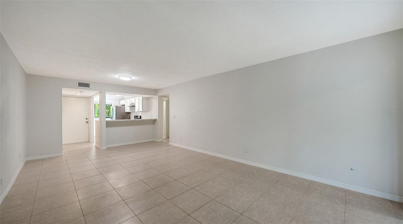 1720 Glenhouse Drive, Unit 326, Sarasota, FL 34231 Photo