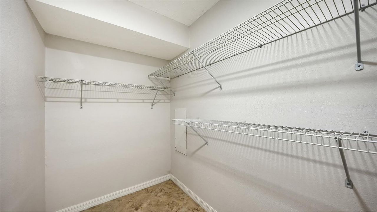 1720 Glenhouse Drive, Unit 326, Sarasota, FL 34231 Photo