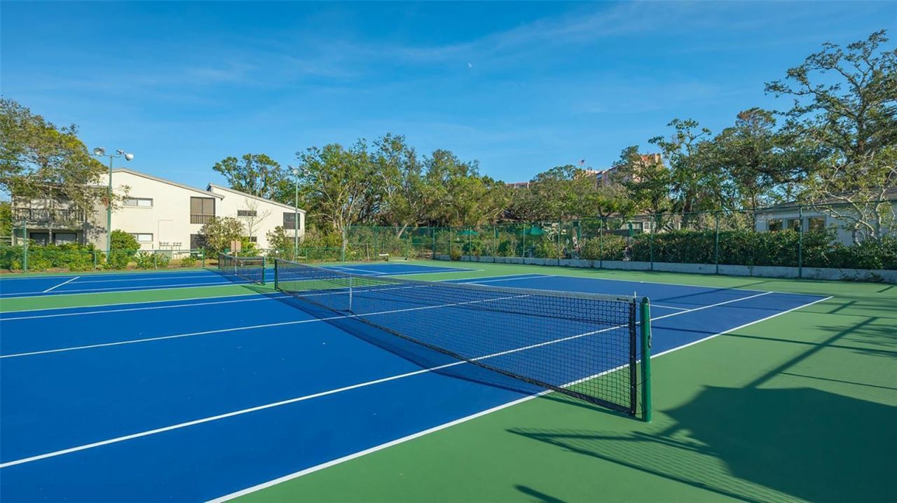 1720 Glenhouse Drive, Unit 326, Sarasota, FL 34231 Photo