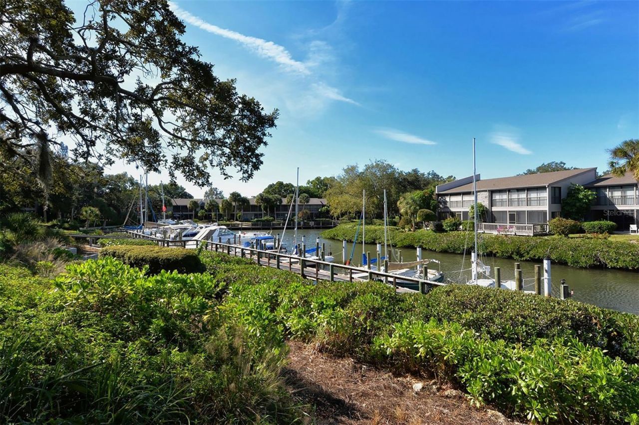 1720 Glenhouse Drive, Unit 326, Sarasota, FL 34231 Photo