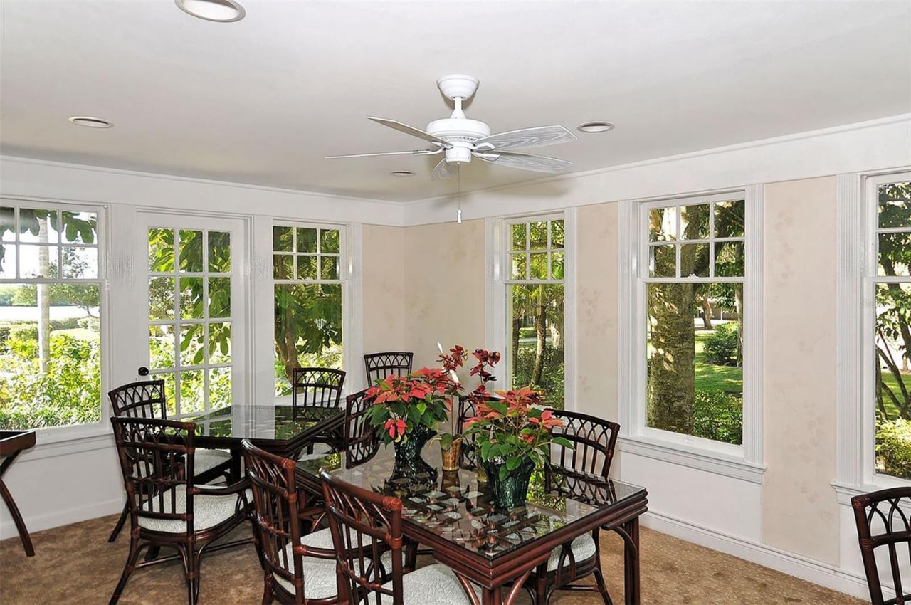 1720 Glenhouse Drive, Unit 326, Sarasota, FL 34231 Photo