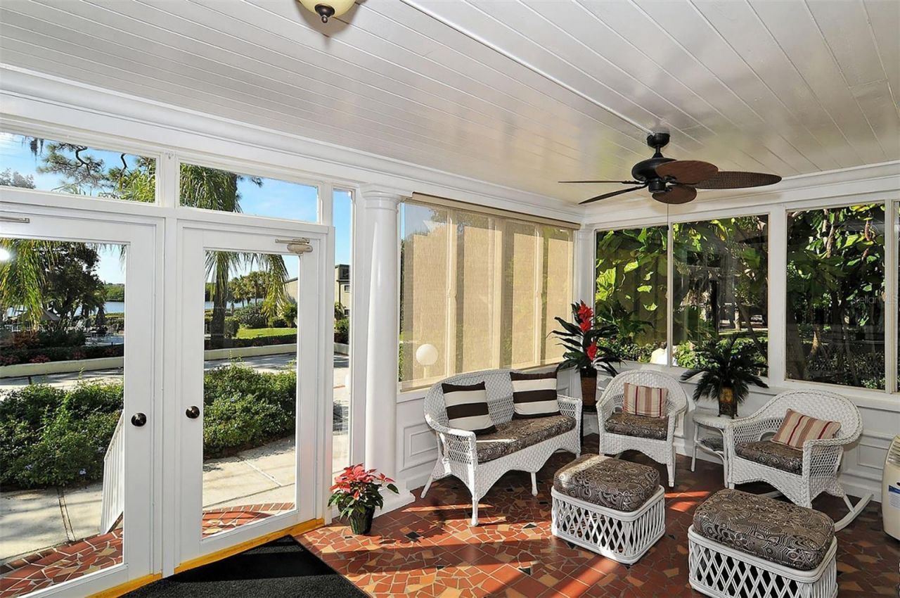 1720 Glenhouse Drive, Unit 326, Sarasota, FL 34231 Photo