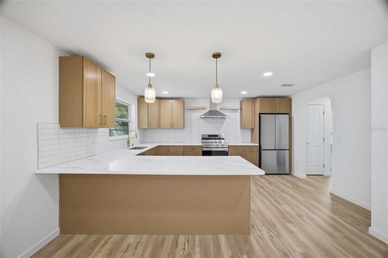 7520 20th Street N, Saint Petersburg, FL 33702 Photo