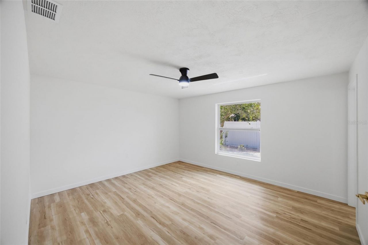 7520 20th Street N, Saint Petersburg, FL 33702 Photo