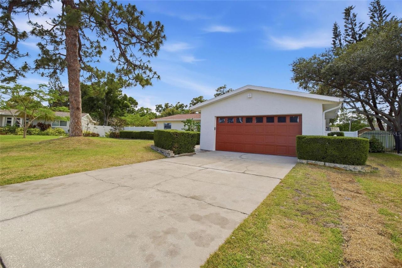 7520 20th Street N, Saint Petersburg, FL 33702 Photo