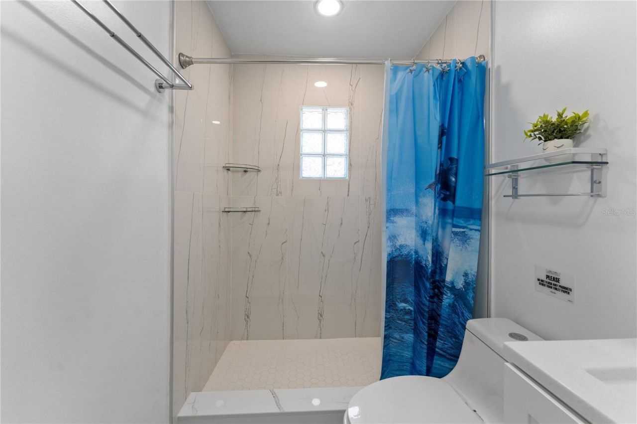 138 Pearl Avenue, Sarasota, FL 34243 Photo