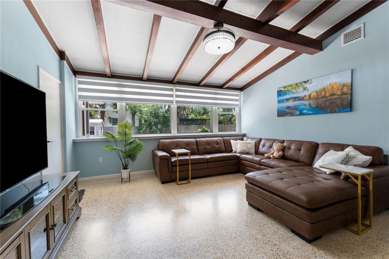 138 Pearl Avenue, Sarasota, FL 34243 Photo