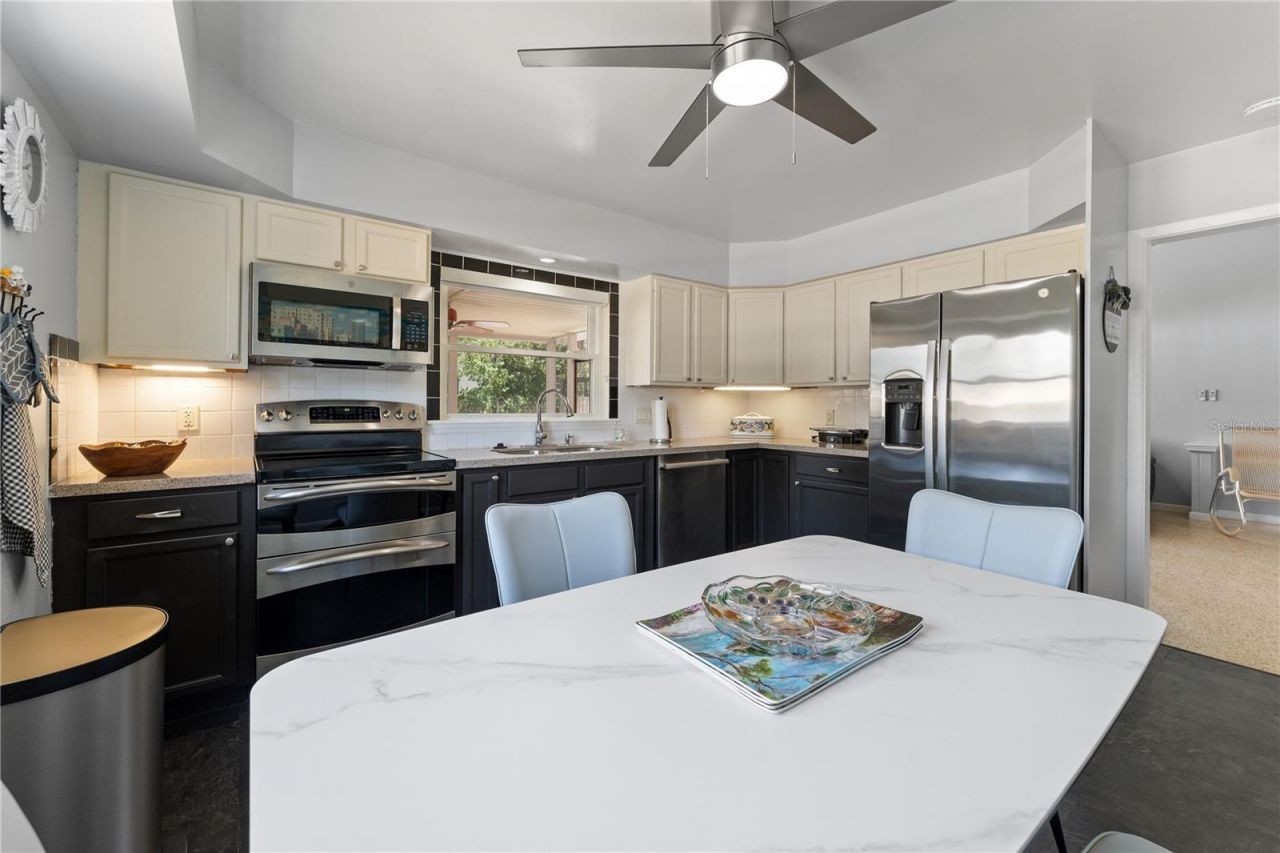 138 Pearl Avenue, Sarasota, FL 34243 Photo