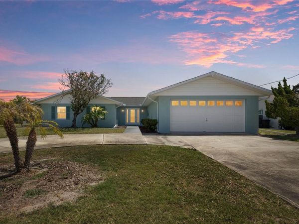 7 CLASSIC COURT S, PALM COAST, FL 32137