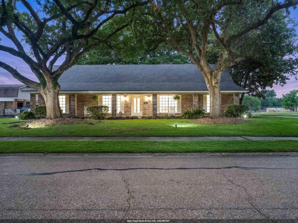 1438 S Woodhaven St, Baton Rouge, LA 70815