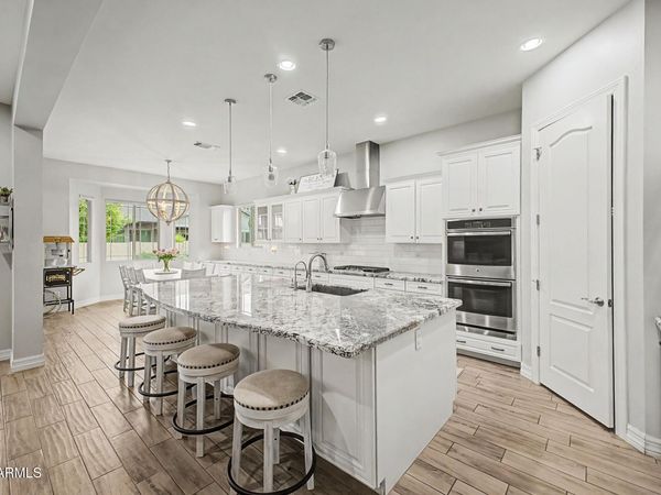 2943 E BLOOMFIELD Parkway, Gilbert, AZ 85296