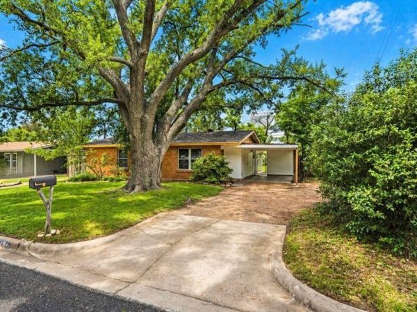 5104 Waterbrook DR, Austin, TX 78723