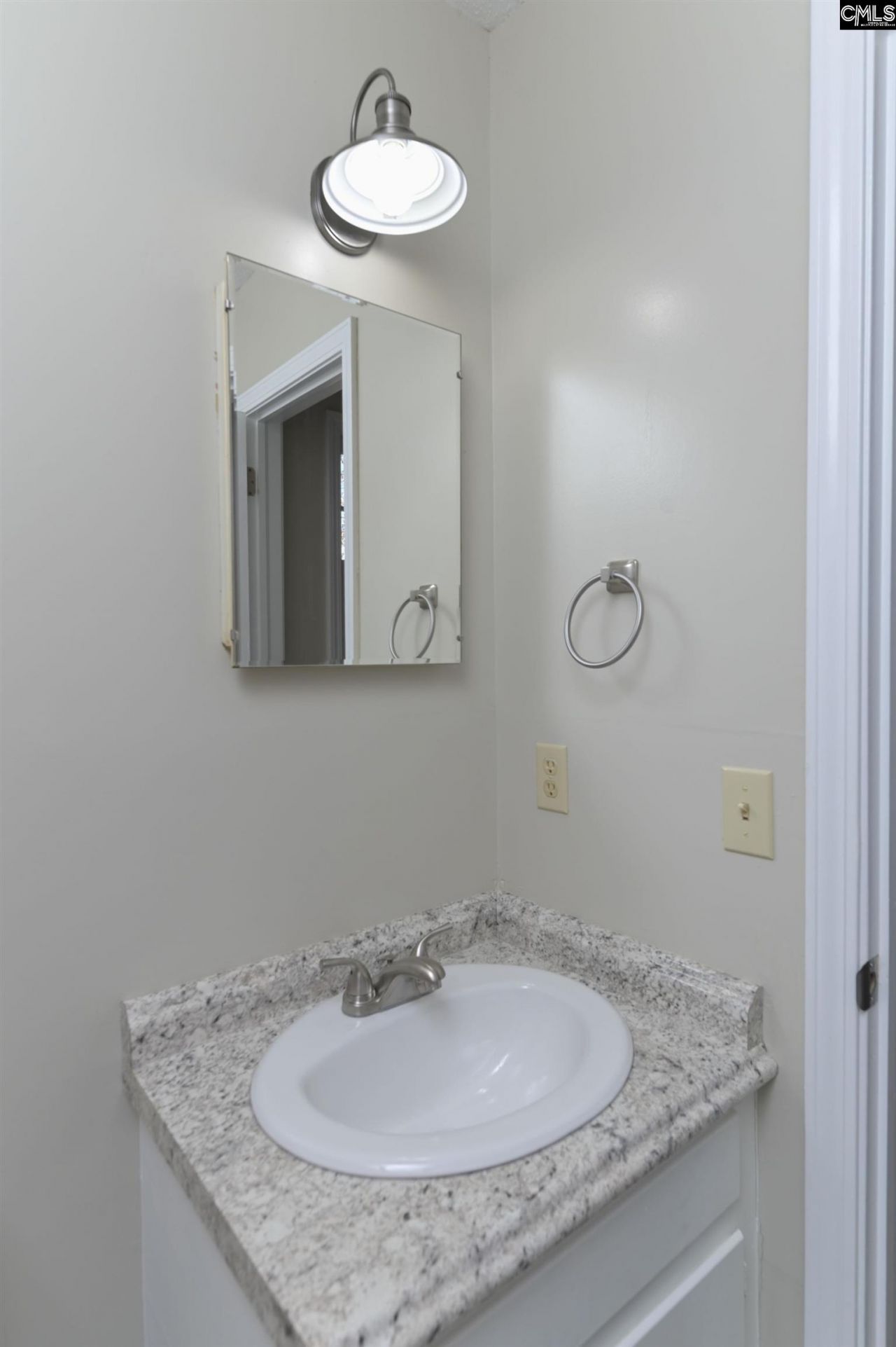 5802 Mcmillan Circle Photo 16