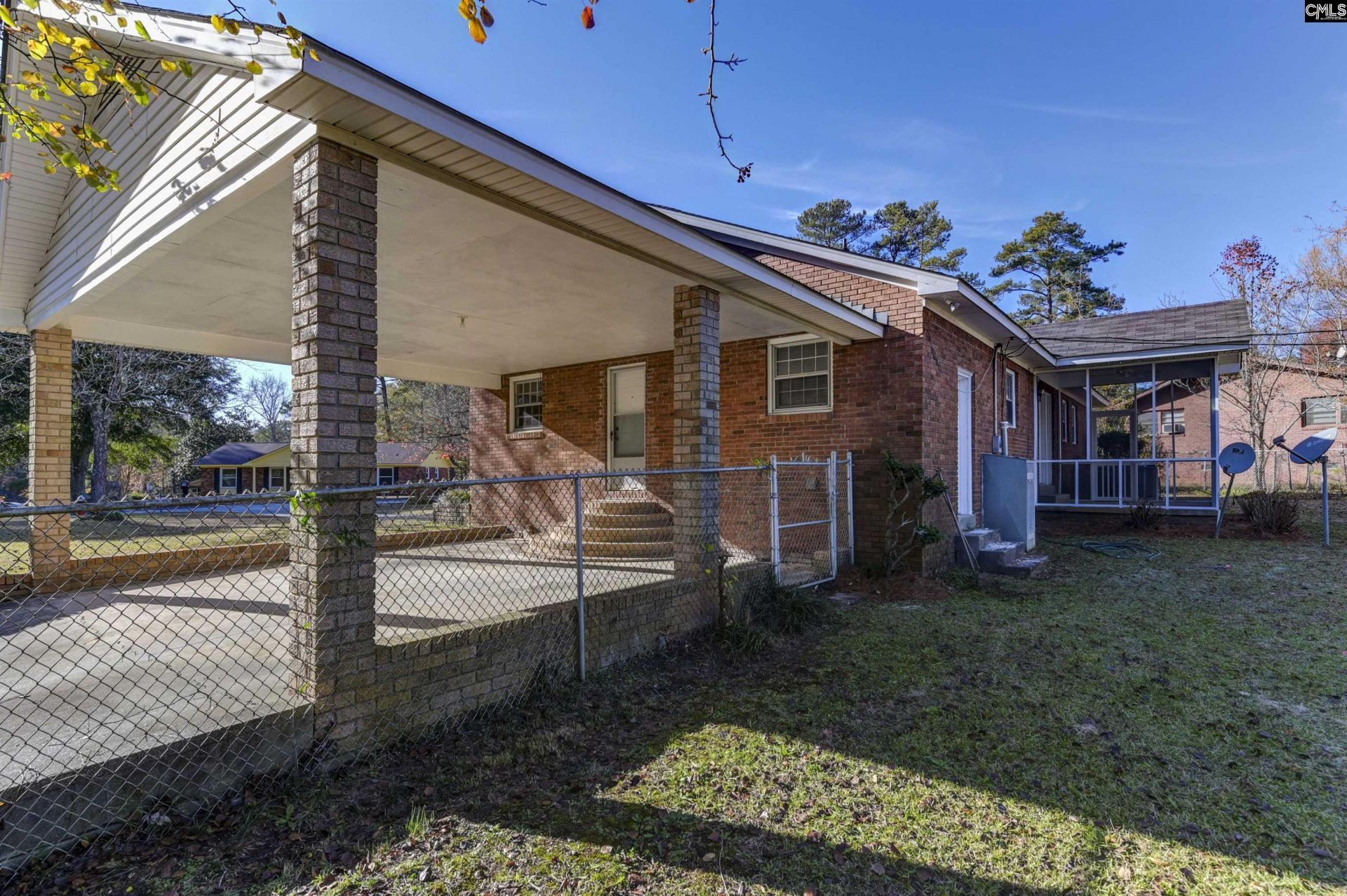 5802 Mcmillan Circle Photo 8