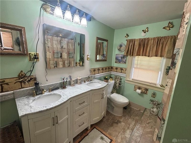 150 S Kensington Place, Springfield, OH 45504 Photo 11