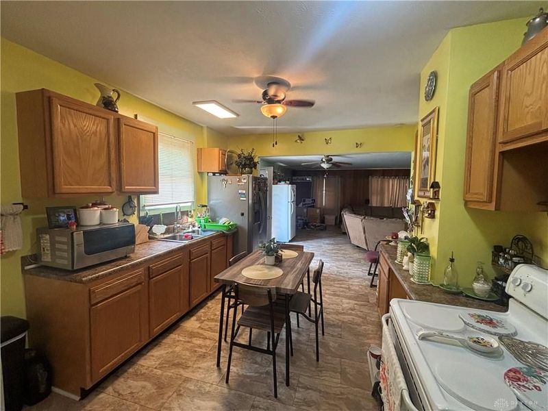 150 S Kensington Place, Springfield, OH 45504 Photo 24