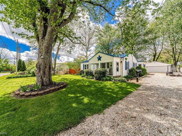 380 Broadway Street , Amherst, OH 44001