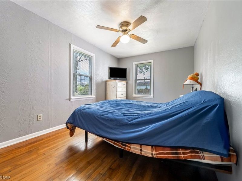 380 Broadway Street, Amherst, OH 44001 Photo 10