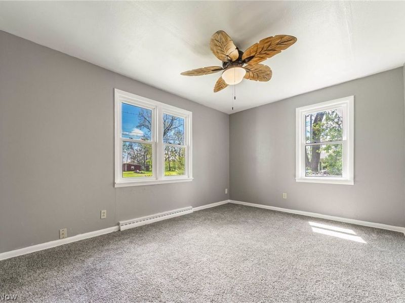 380 Broadway Street, Amherst, OH 44001 Photo 7