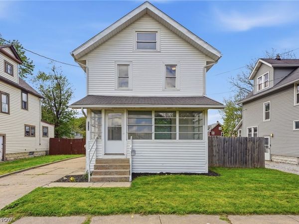 2310 17th Street SW, Akron, OH 44314