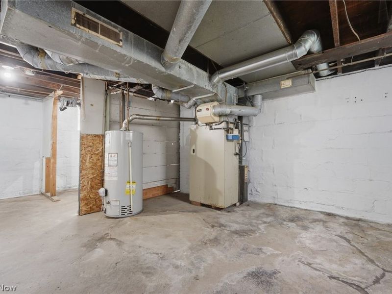 2310 17th Street SW, Akron, OH 44314 Photo 31