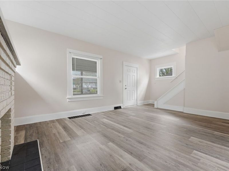 2310 17th Street SW, Akron, OH 44314 Photo 8