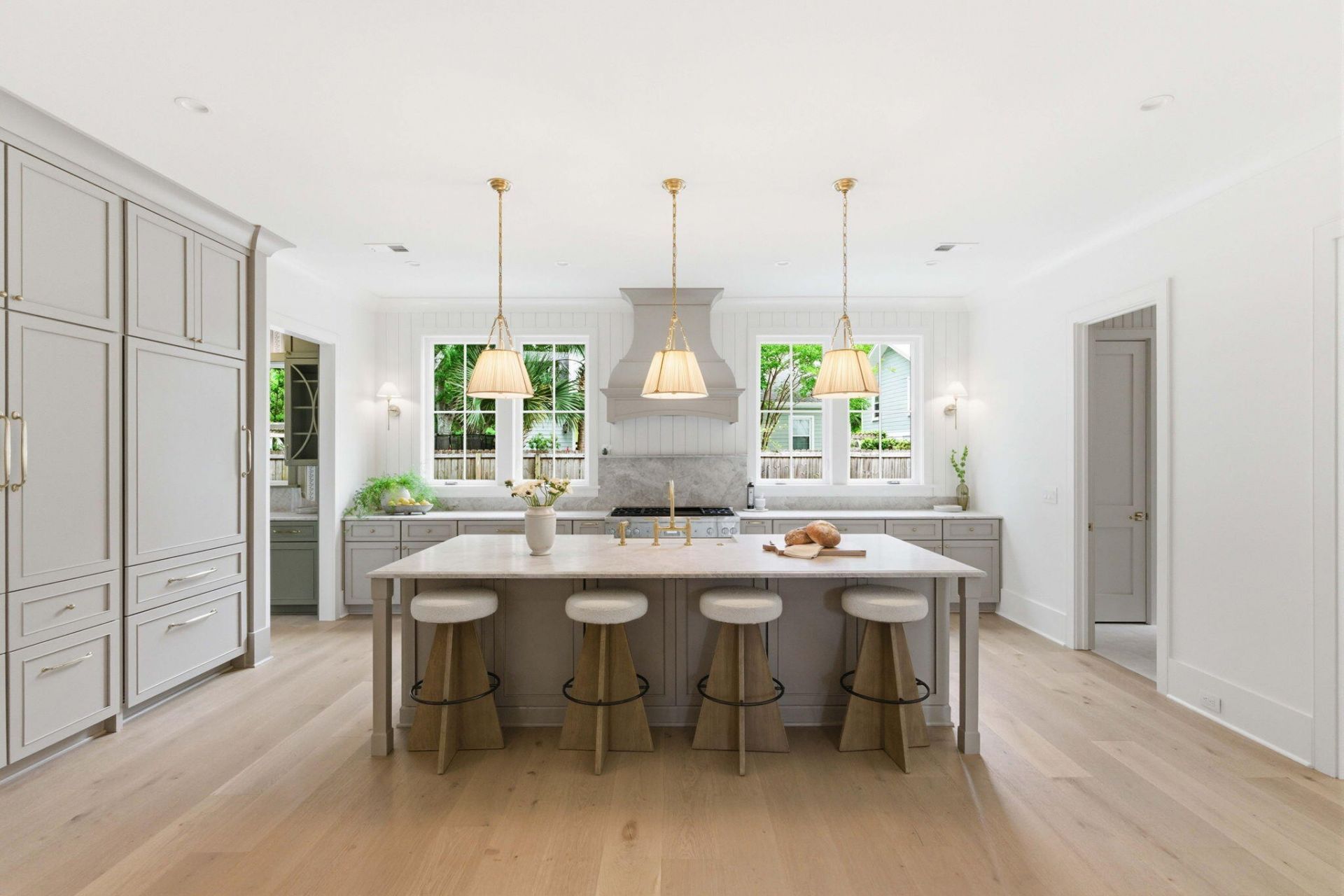 677 Ferry Street Photo 10