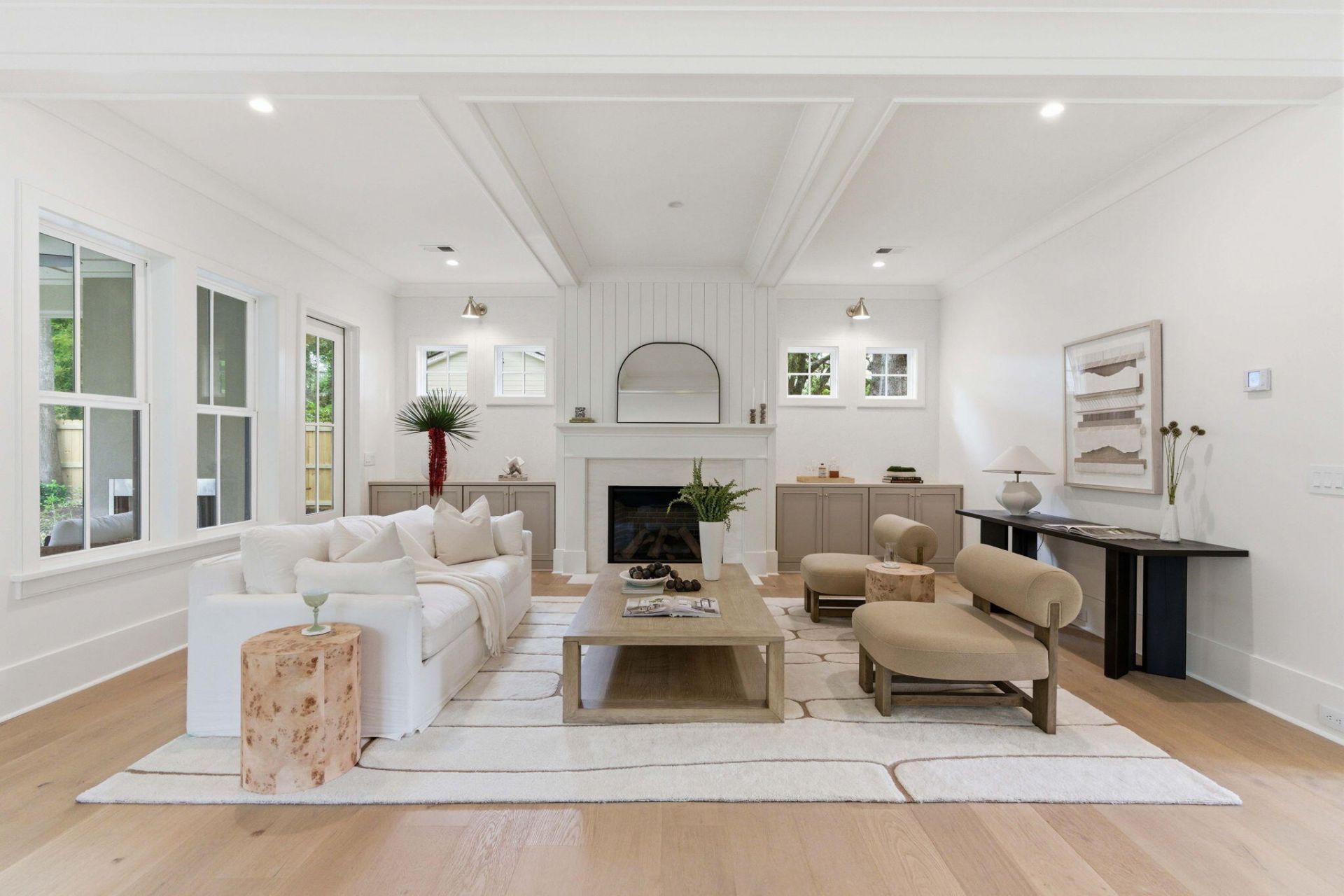 677 Ferry Street Photo 17