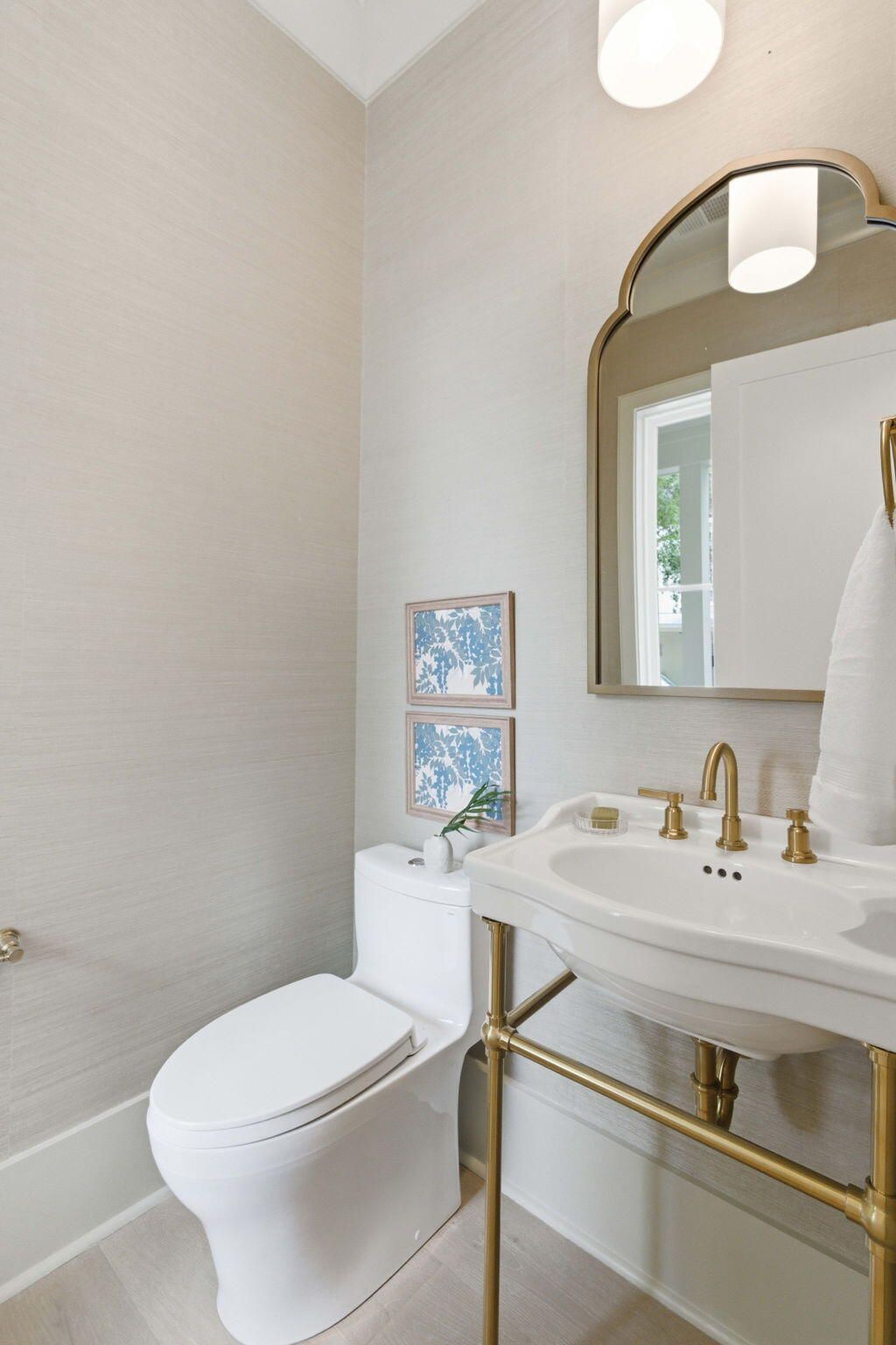677 Ferry Street Photo 27