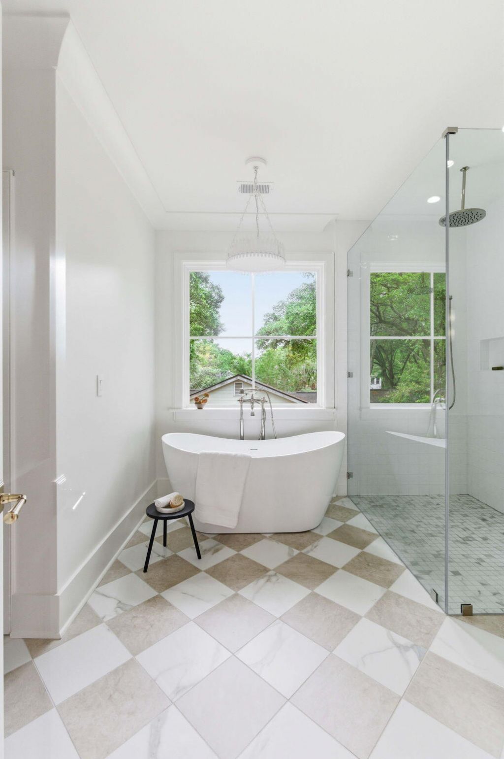 677 Ferry Street Photo 41