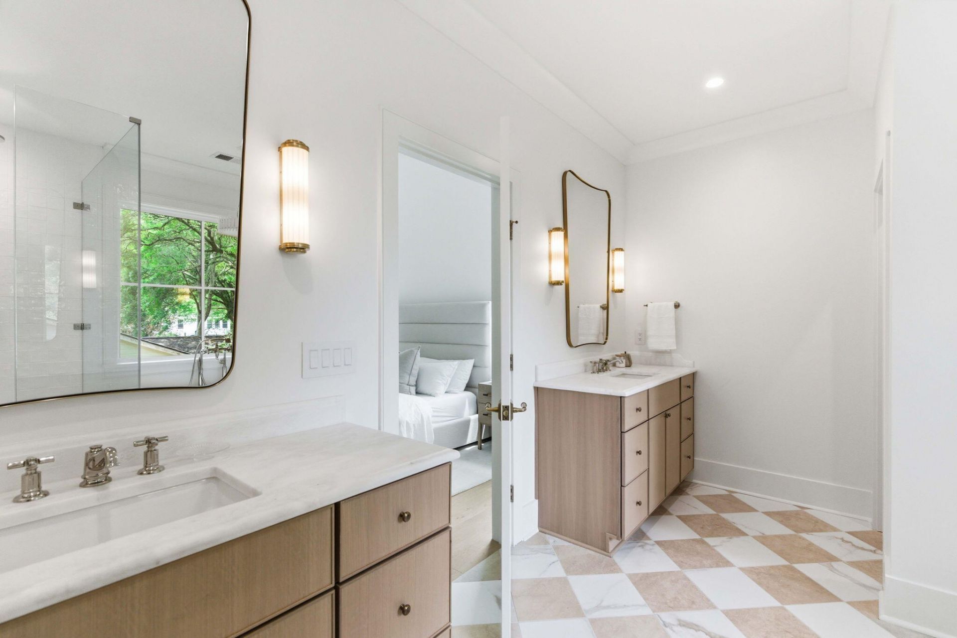 677 Ferry Street Photo 42