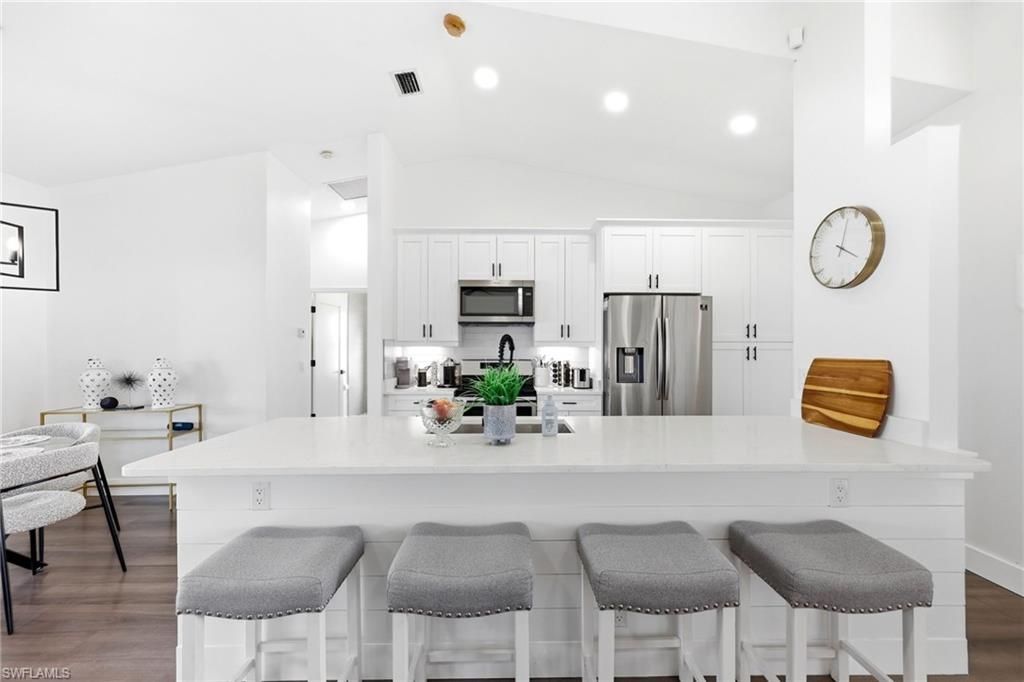 7287 Mill Pond Cir, Naples, FL 34109 Photo