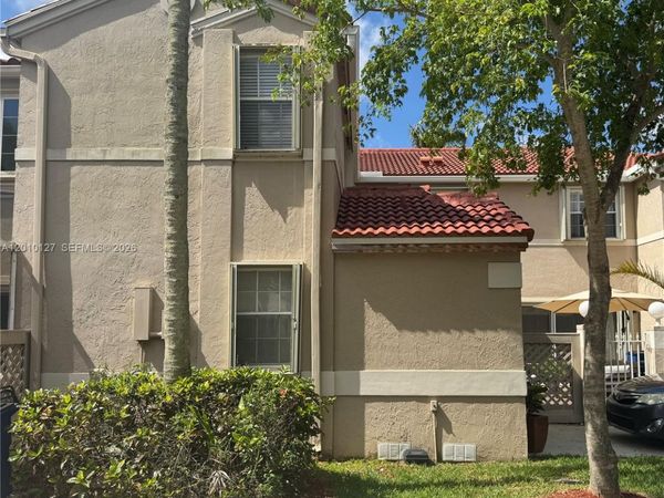 11004 Neptune Dr , Cooper City, FL 33026